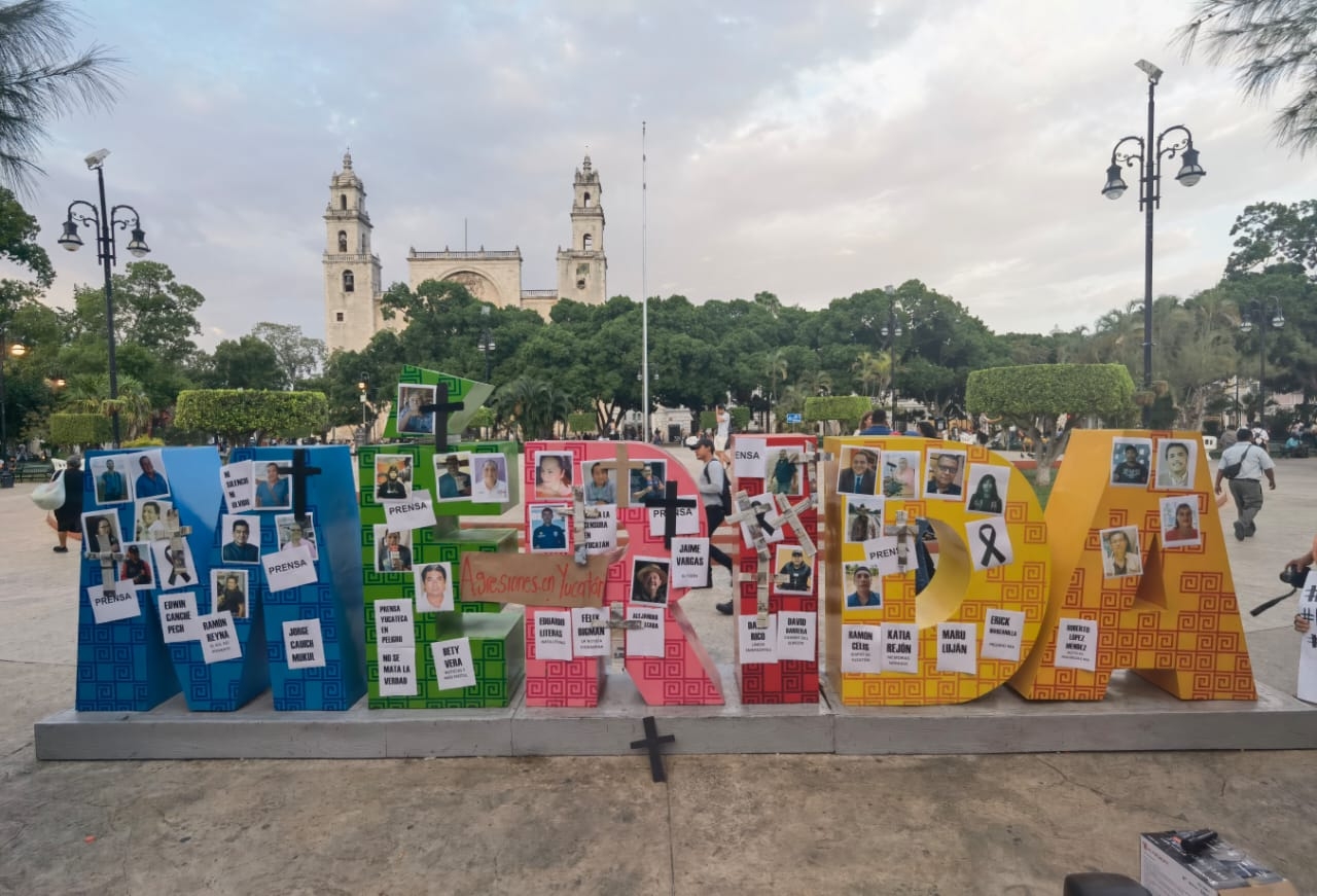 Periodistas de Yucatán protestan en contra de la violencia hacia el gremio