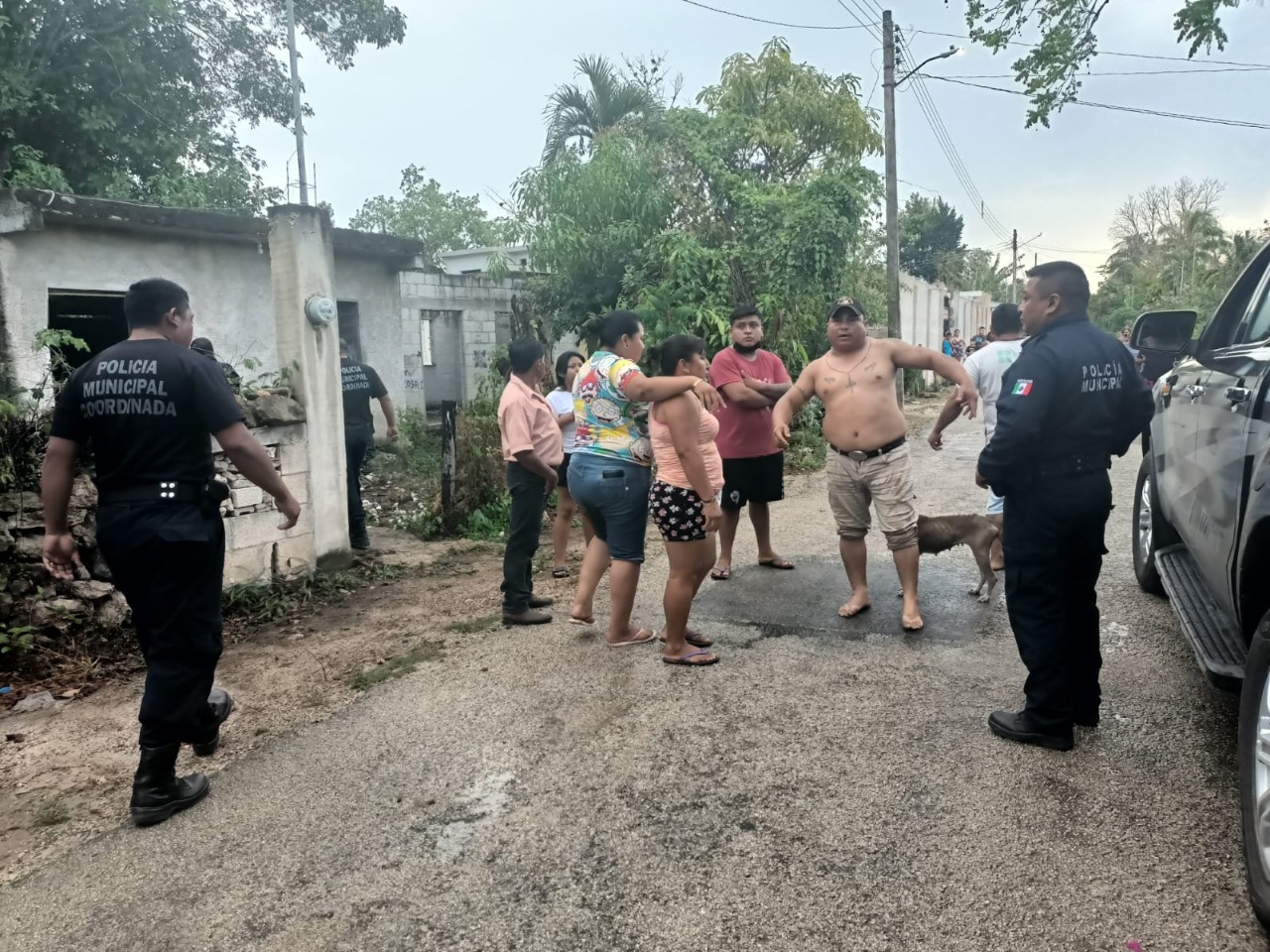 Riña entre vecinos termina con tres personas detenidas en Tizimín