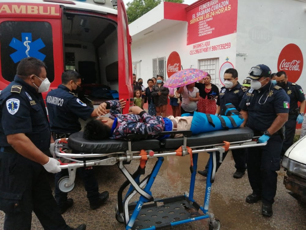 Fuerte accidente envía a un motociclista al hospital en Tizimín