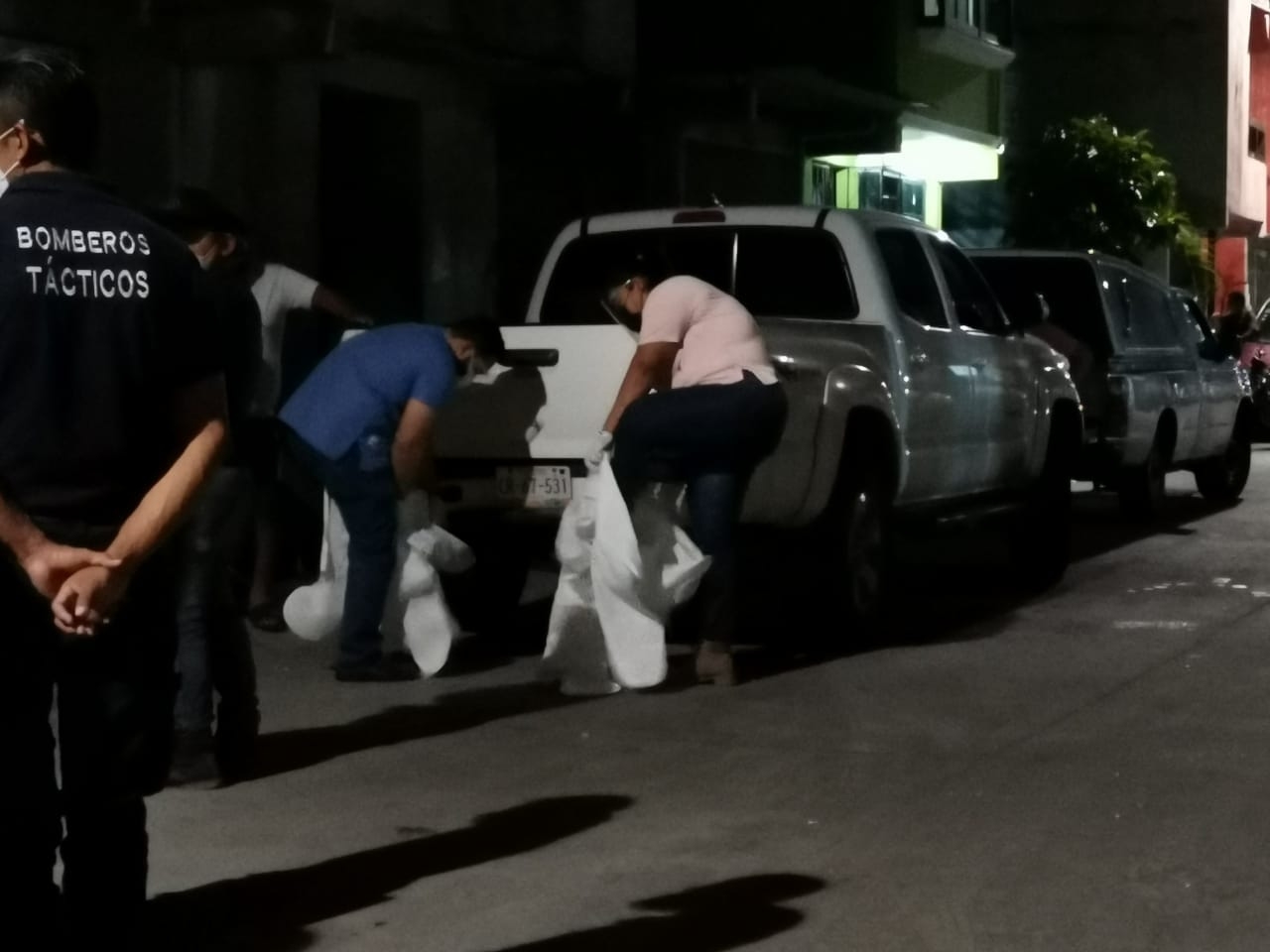 Hallan fosa clandestina con tres cadáveres en Ciudad del Carmen