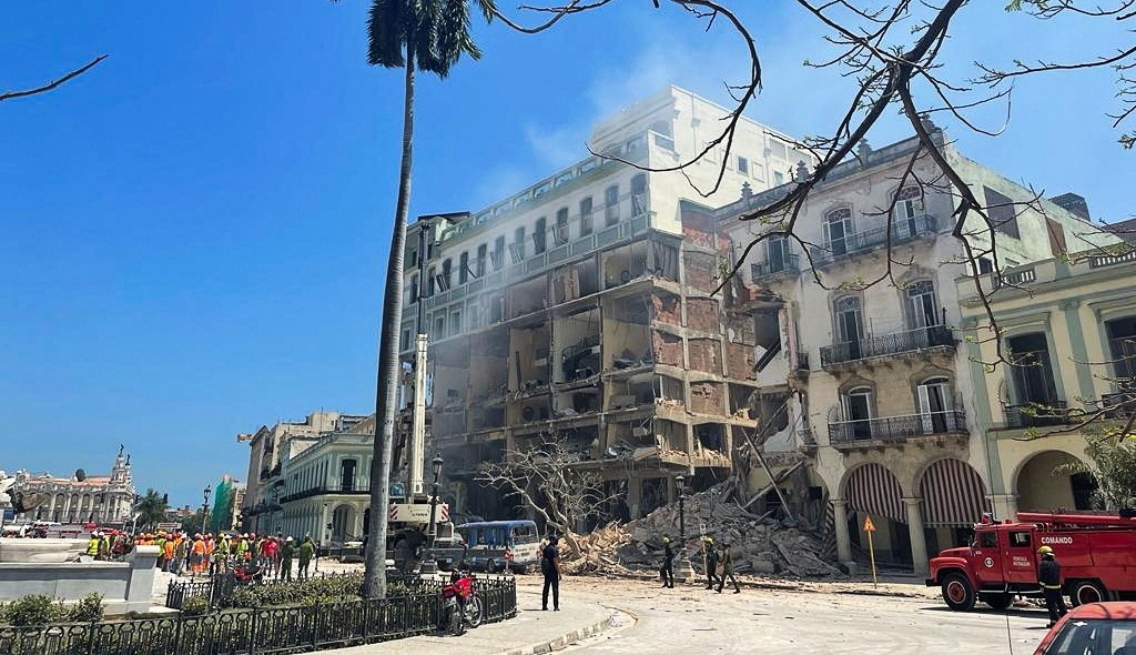 Aumenta a 8 muertos y 30 heridos tras explosión de Hotel Saratoga de La Habana, Cuba