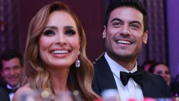 Carlos Rivera confirma el amor con Cynthia Rodríguez con romántica dedicatoria en concierto