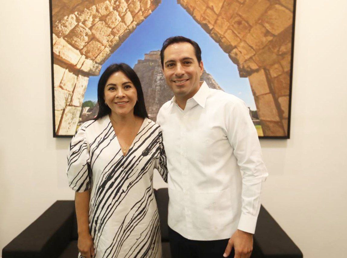 Karla Fiesco, alcaldesa de Cuautitlán Izcalli, Estado de México, se reunió con el gobernador de Yucatán, Mauricio Vila