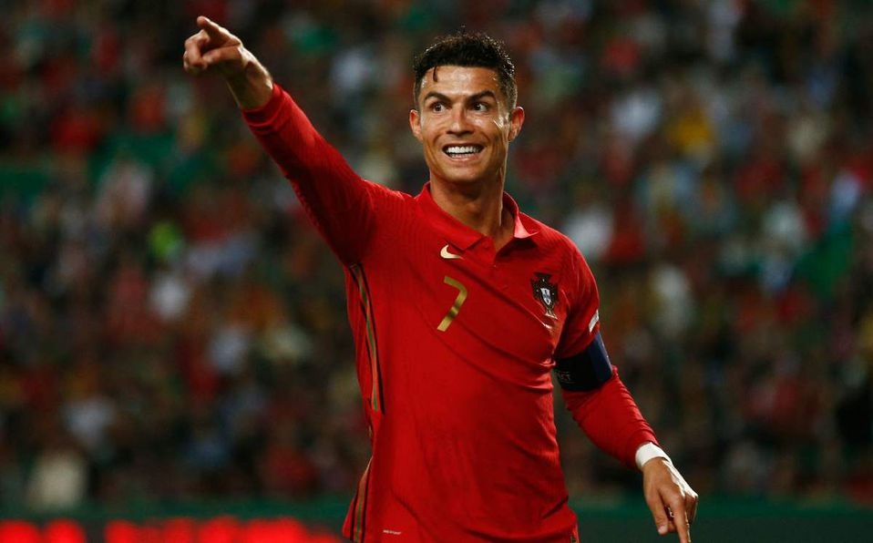 Cristiano Ronaldo no está a la venta: Entrenador del Manchester United