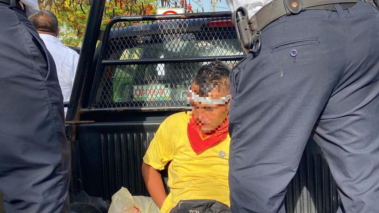 Detienen al 'Champotón' por intentar robar en un Oxxo de Campeche