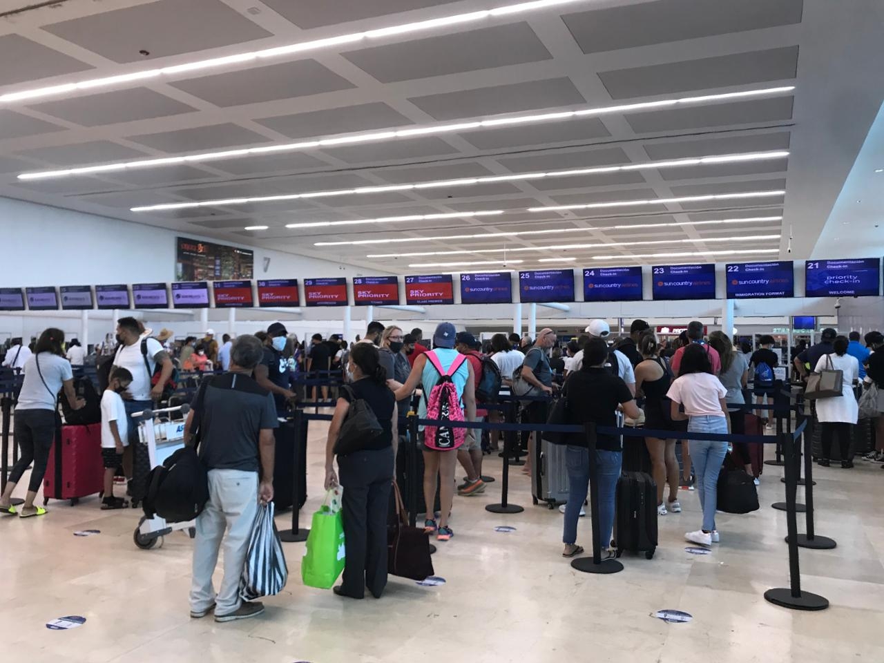 Asur, sin instalar filtros anticovid en el aeropuerto de Cancún, aseguran: VIDEO