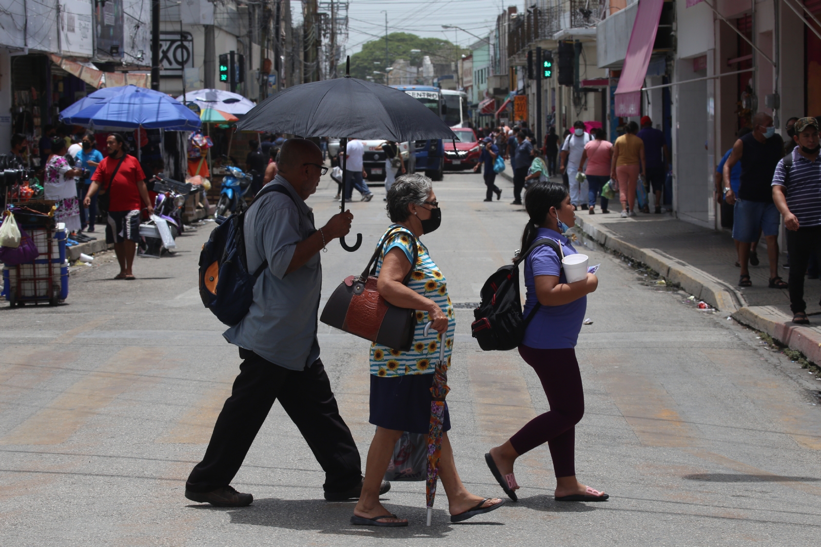 Yucatán continúa con lluvias y calor