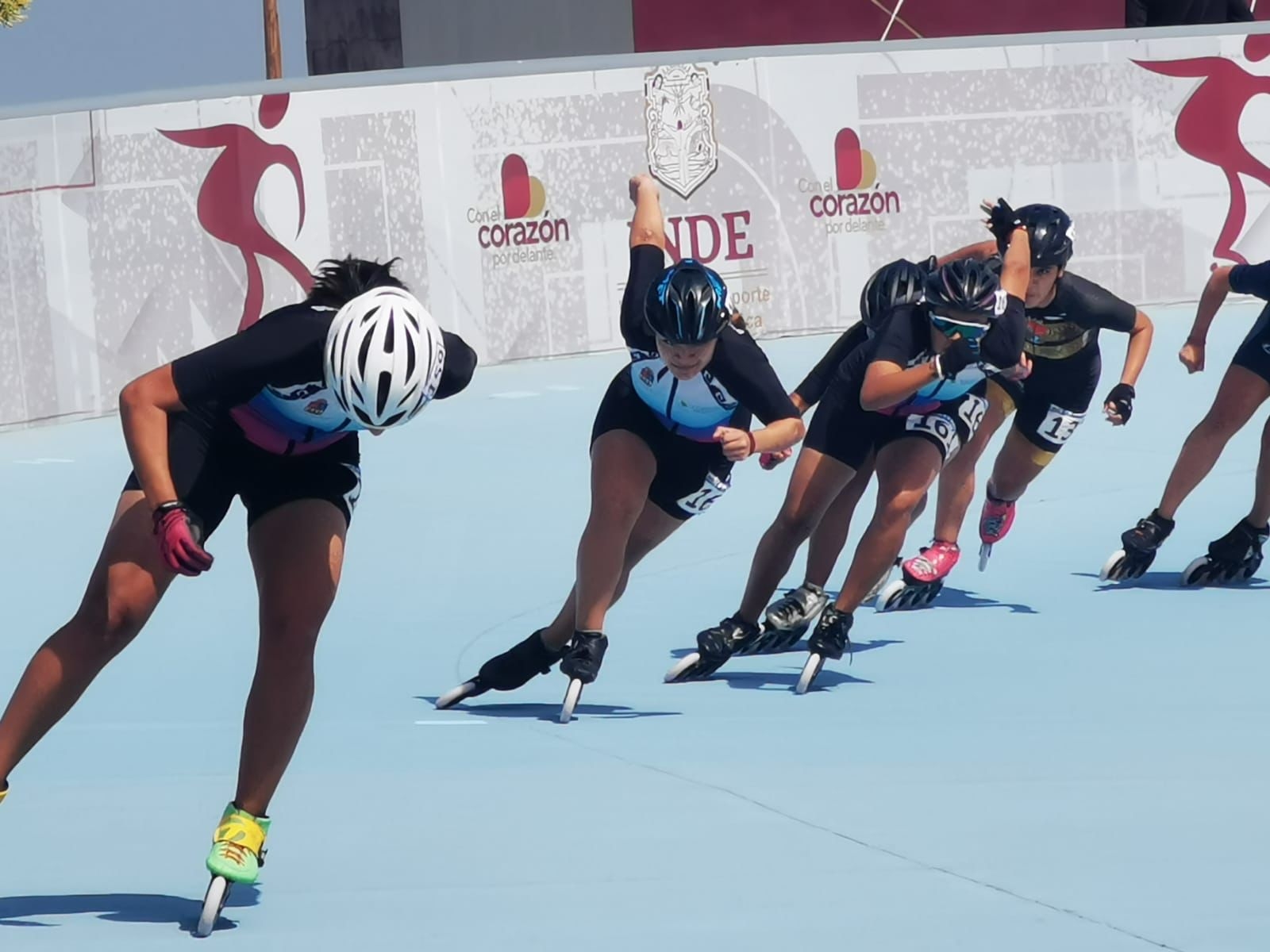 Las jóvenes patinadoras han sabido representar de muy buena forma a Quintana Roo. Foto: Martín Chi