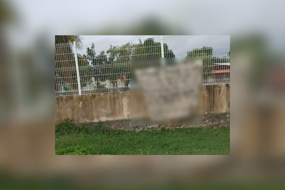 Dejan narcomensaje en una escuela secundaria en Calderitas, Quintana Roo