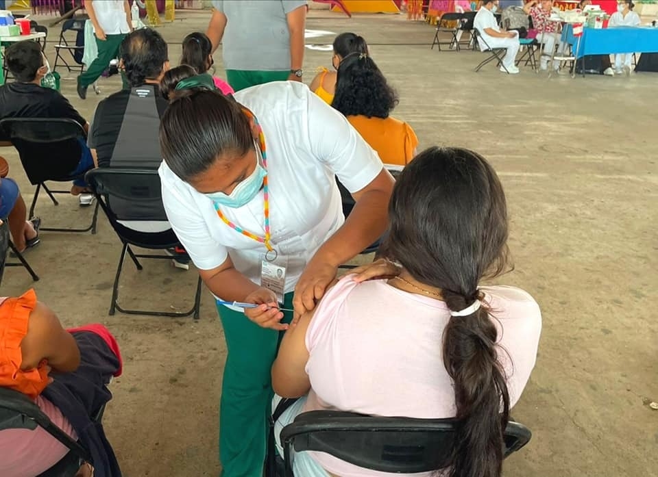 Anuncian nueva campaña de vacunación contra COVID-19 a menores de 12 a 14 años en Yucatán