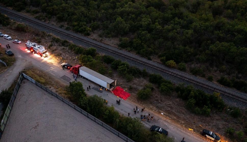 Hay dos poblanos entre los migrantes asfixiados en Texas: Gobierno de Puebla
