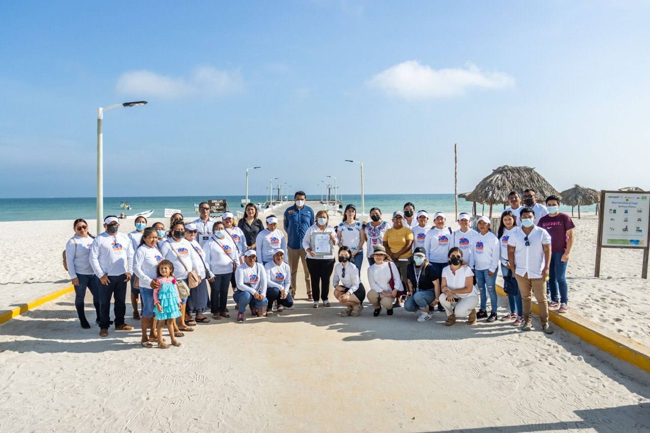 Otorgan certificado platino a 7 playas de Yucatán por su belleza y limpieza