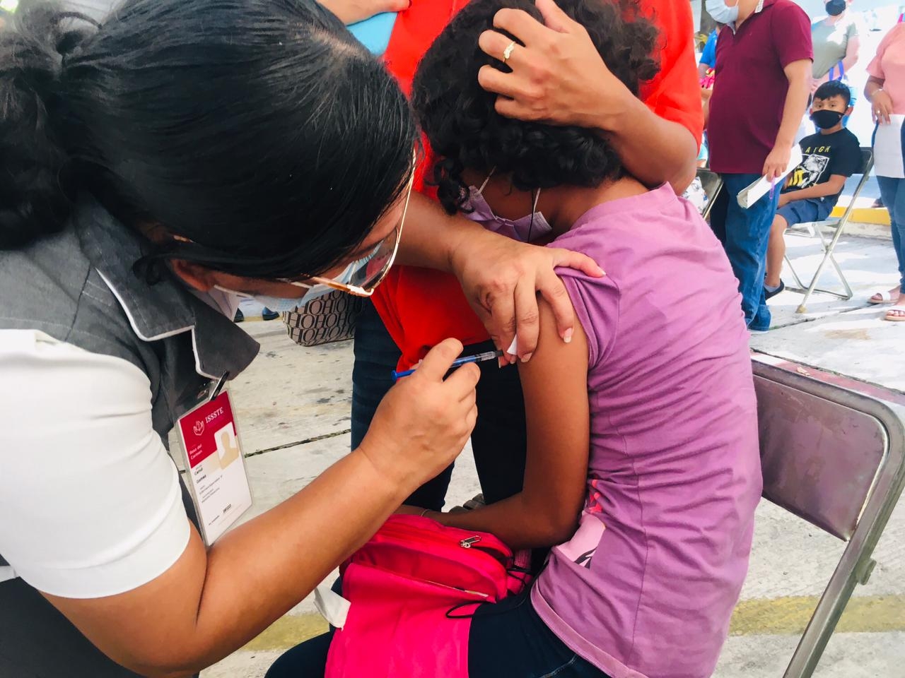 Anuncian campaña de vacunación contra COVID-19 a menores de 5 a 11 años en Mérida