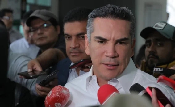 Retención de Alito Moreno en el aeropuerto de la CDMX fue promovida por la FGE Campeche: AMLO