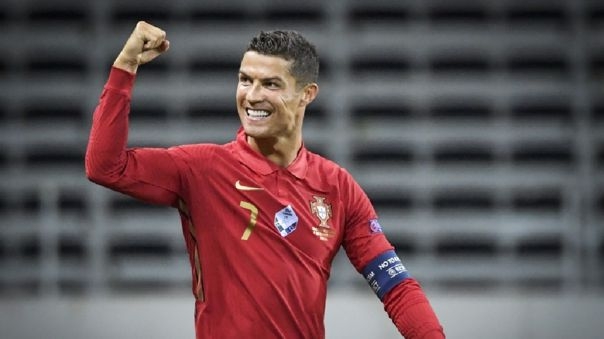 Cristiano Ronaldo hace llorar a su madre por doblete en triunfo de Portugal sobre Suiza: VIDEO