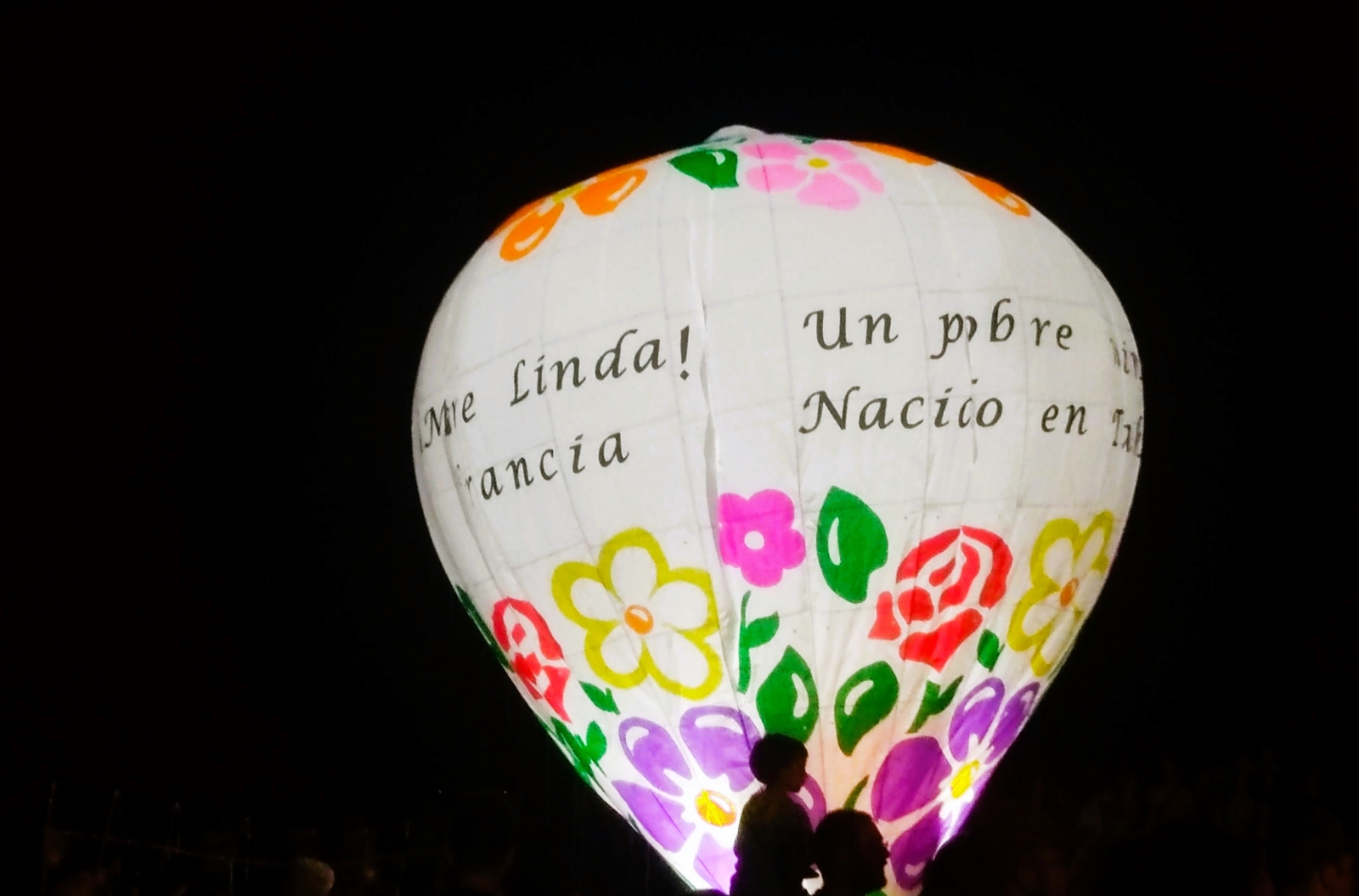 Globos nocturnos ponen en alto el nombre de Yucatán en Francia
