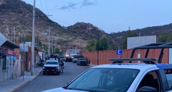 Mueren baleadas seis personas en Salamanca, Guanajuato, quienes salían de una junta vecinal