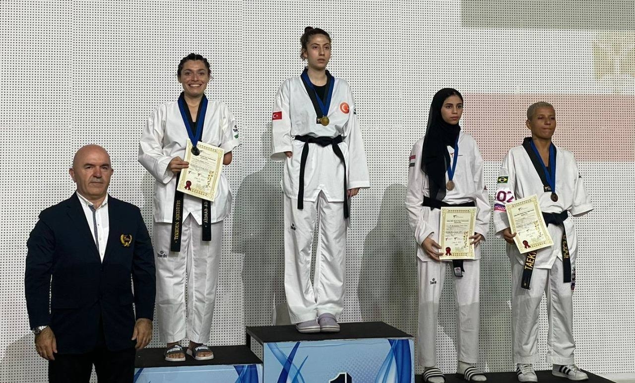Durante la final, la yucateca perdió contra la deportista turca, otorgándole la medalla de plata