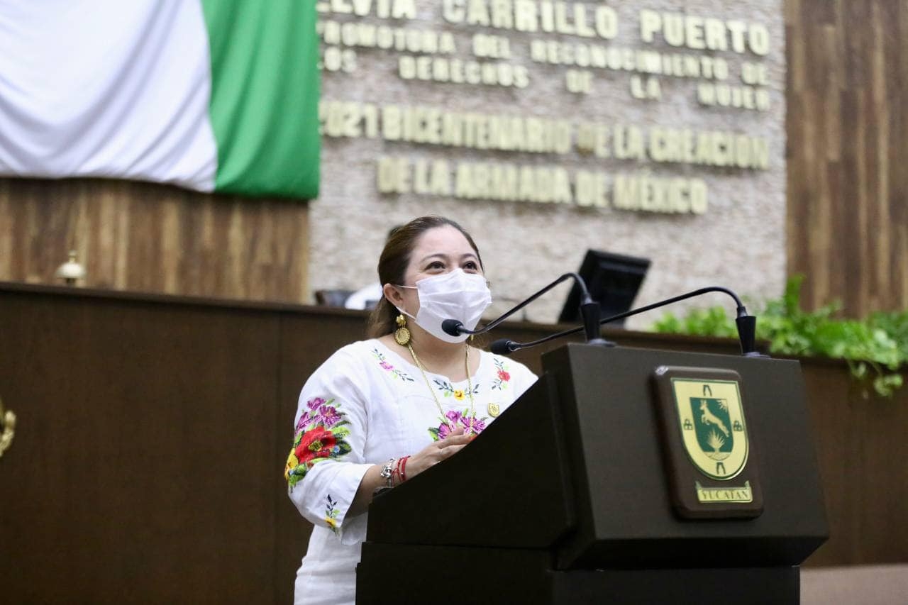 Diputada ve futuro incierto del PRI en Yucatán y renuncia como su representante ante el Congreso