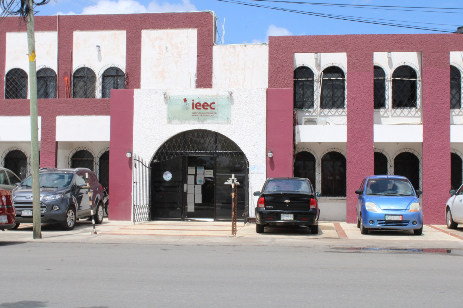Pleito al interior del IEEC pondría en riesgo el proceso electoral de Campeche en 2024