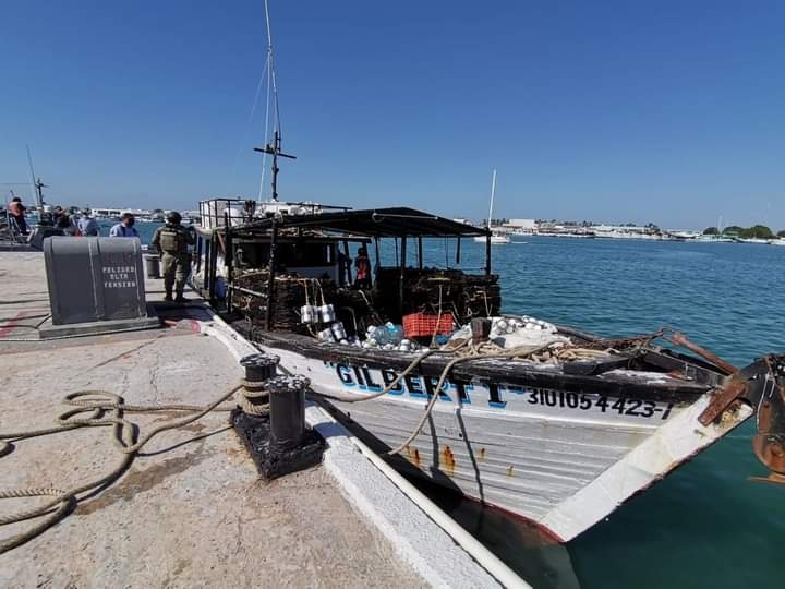 Personal de la Novena Zona Naval y Conapesca llevan a cabo estas acciones para evitar la captura ilícita entre el puerto de Progreso y la Isla Pérez