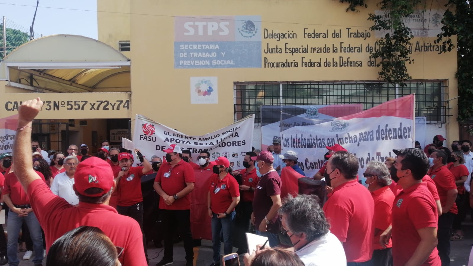 Telefonistas se reunieron en las oficinales del STPS en Mérida