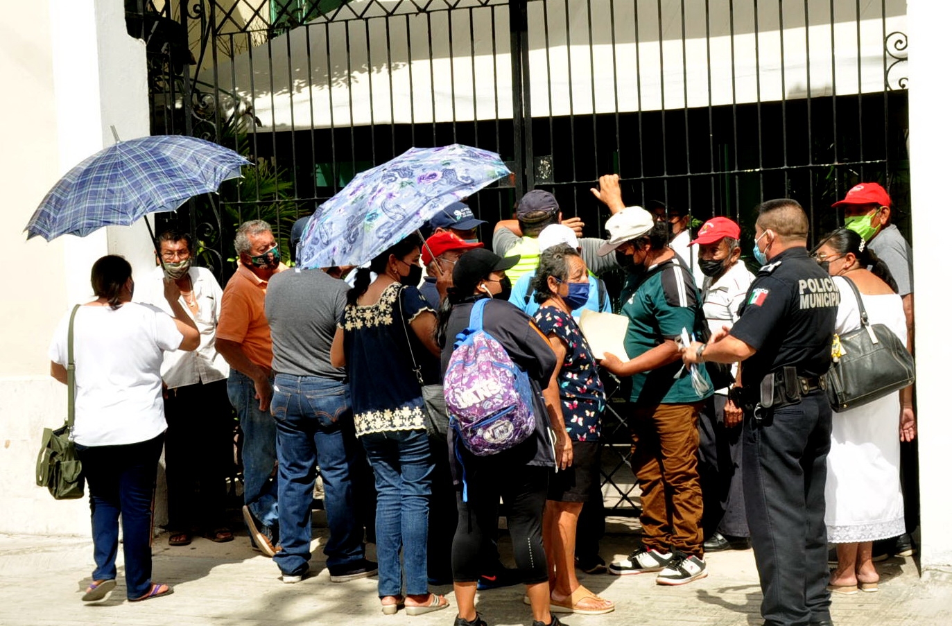 Ejidatarios de Cinco Colonias reclaman, de nuevo, 18 hectáreas al IVEY en Mérida