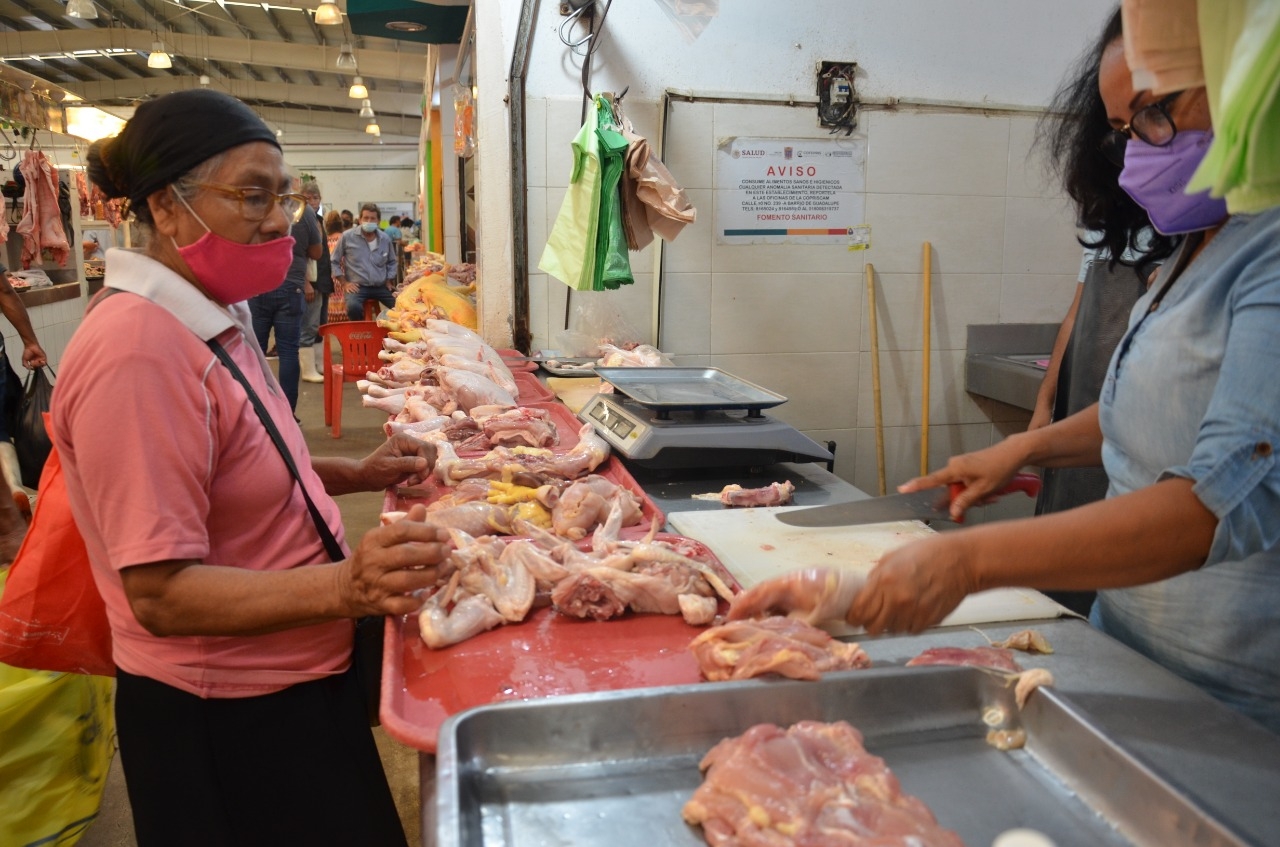 Canasta Básica: Sube cinco pesos el precio del pollo en Ciudad del Carmen
