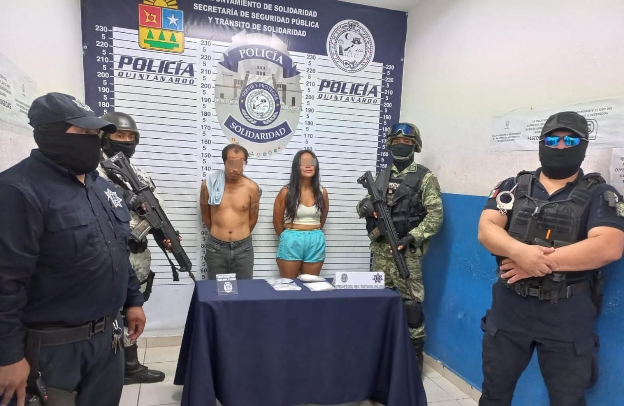 Elementos de la SSP detienen a pareja con narcóticos en Quintana Roo
