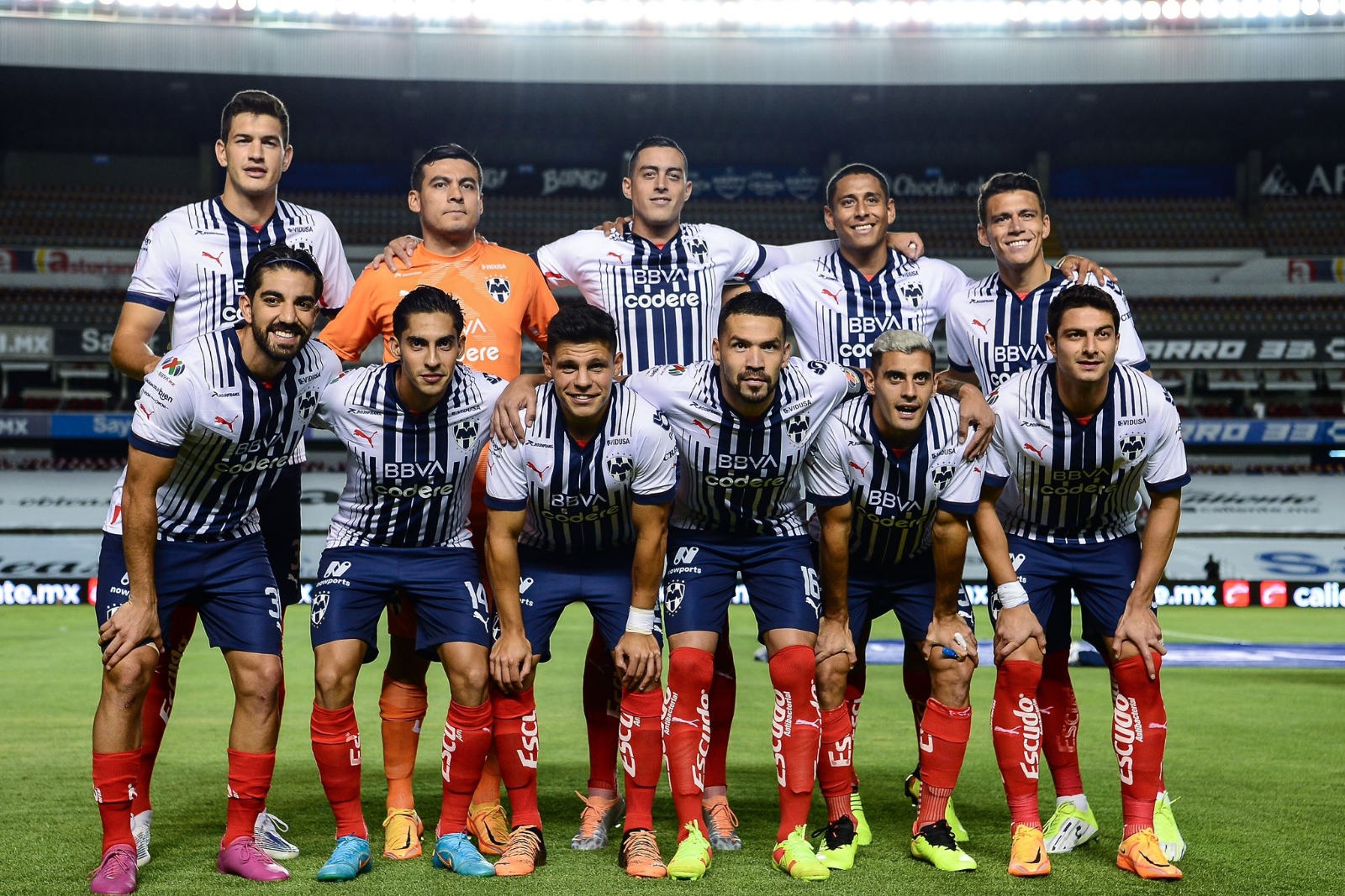 El Monterrey golea al Querétaro y es nuevo líder del Apertura mexicano