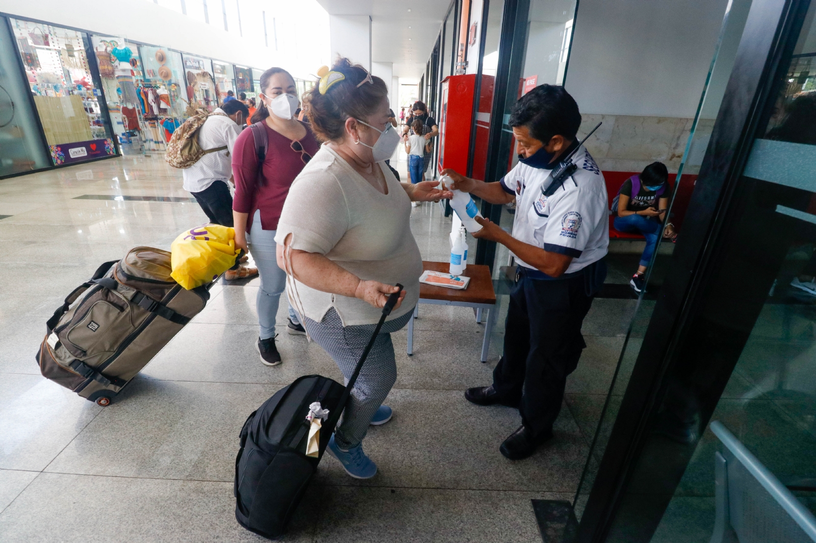 Caso de viruela del mono en Quintana Roo alerta a terminales de transporte en Mérida