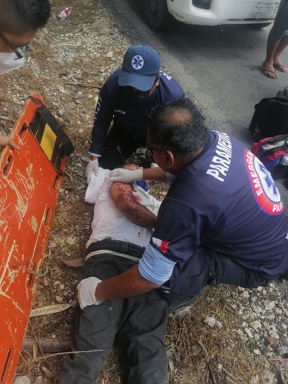 Funcionario de Yucatán atropella a ciclista en Dzidzantún