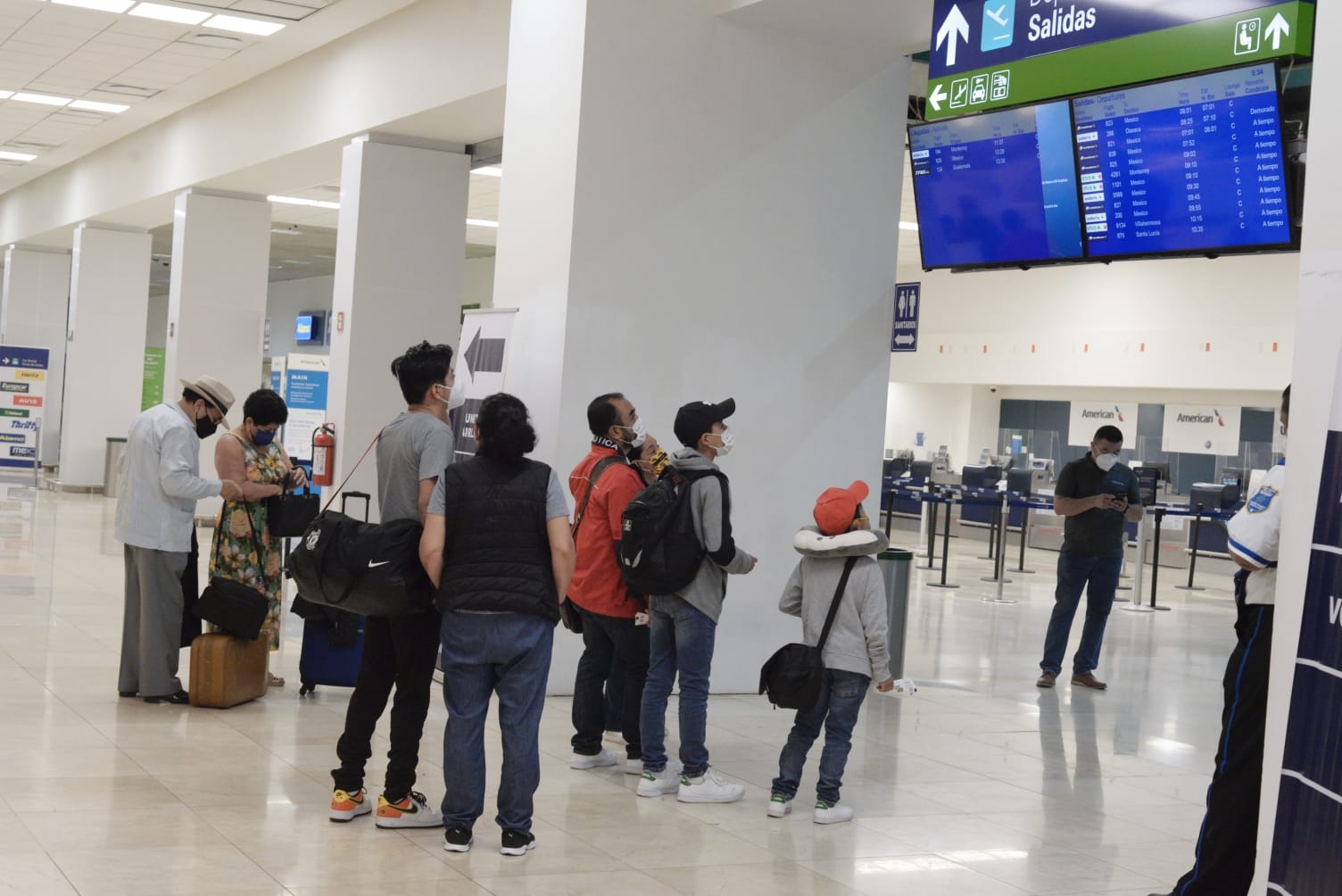 Volaris retrasa llegada del vuelo 448 Tijuana-Mérida
