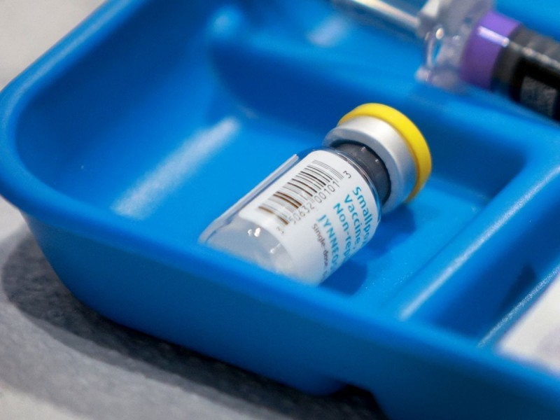 Unión Europea aprueba vacuna contra viruela del mono de Bavarian Nordic