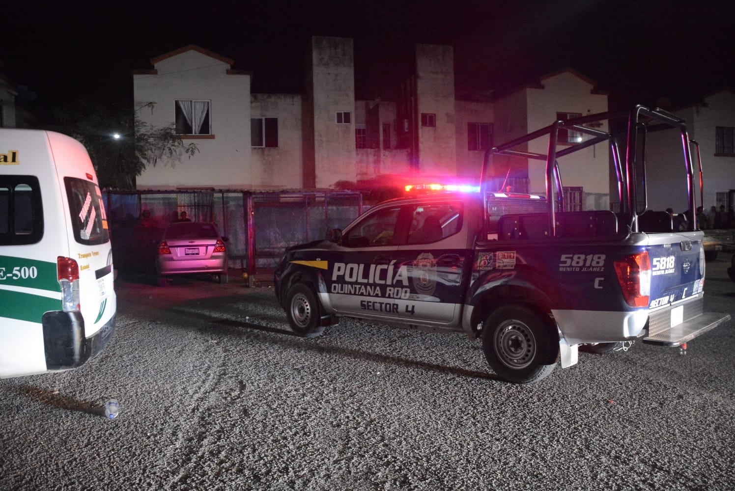 Atacan a balazos una casa en Villas Otoch Paraíso en Cancún