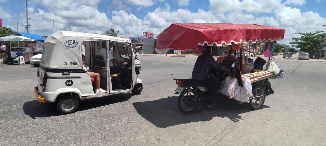 Censarán a mototaxistas de Playa del Carmen