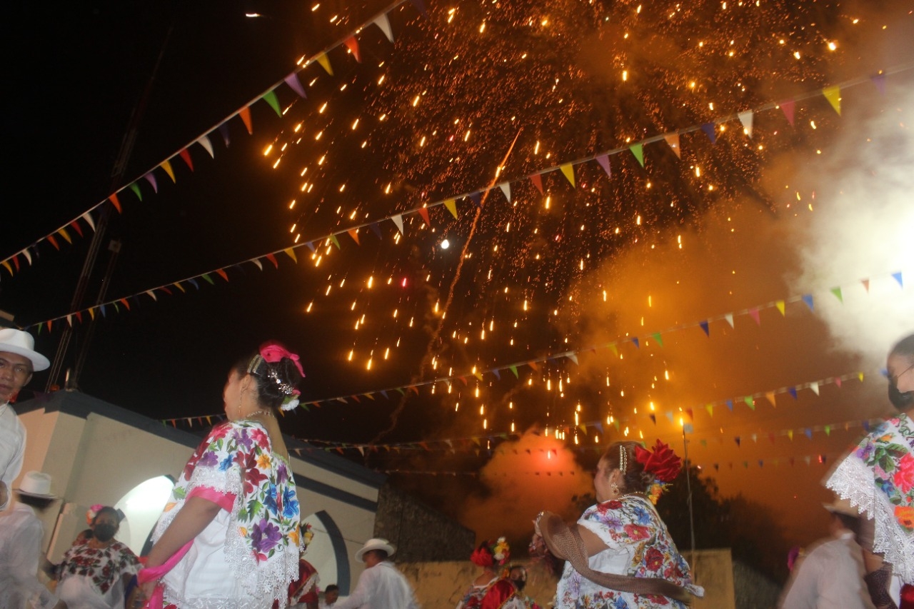 Realizan vaquería en honor a San Buenaventura en Sinanché, Yucatán