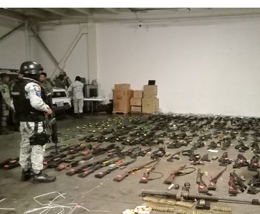 GN, Ejército Mexicano y Guardia Civil aseguran armamento tras operativo en Michoacán