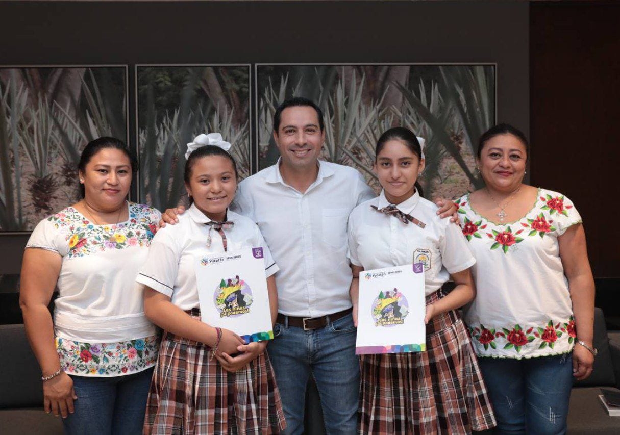 Gobierno de Yucatán apoya a estudiantes de Oxkutzcab para participar en la ExpoCiencias en Paraguay