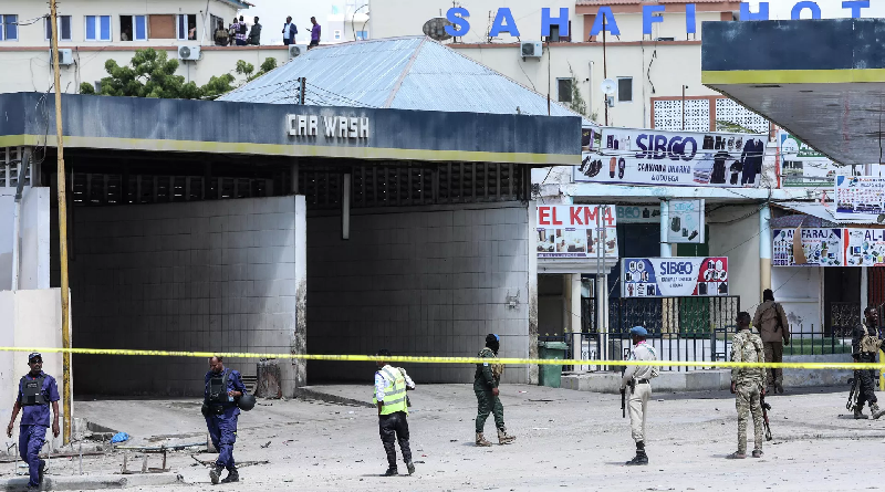 Suben a 21 los muertos en el ataque de Al Shabab a un hotel de Mogadiscio