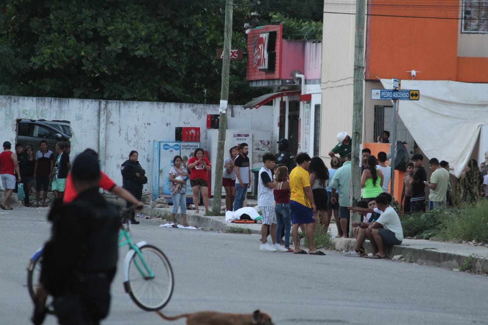 Un hombre muerto y dos más lesionados en ataque armado en Cancún