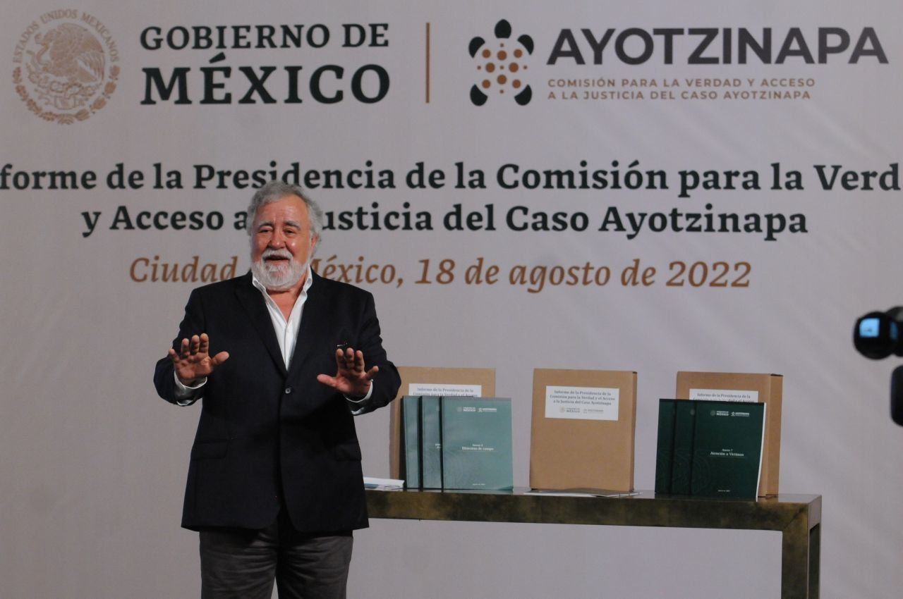 Caso Ayotzinapa: La 'Verdad Histórica' de PGR es falsa, reitera Alejandro Encinas