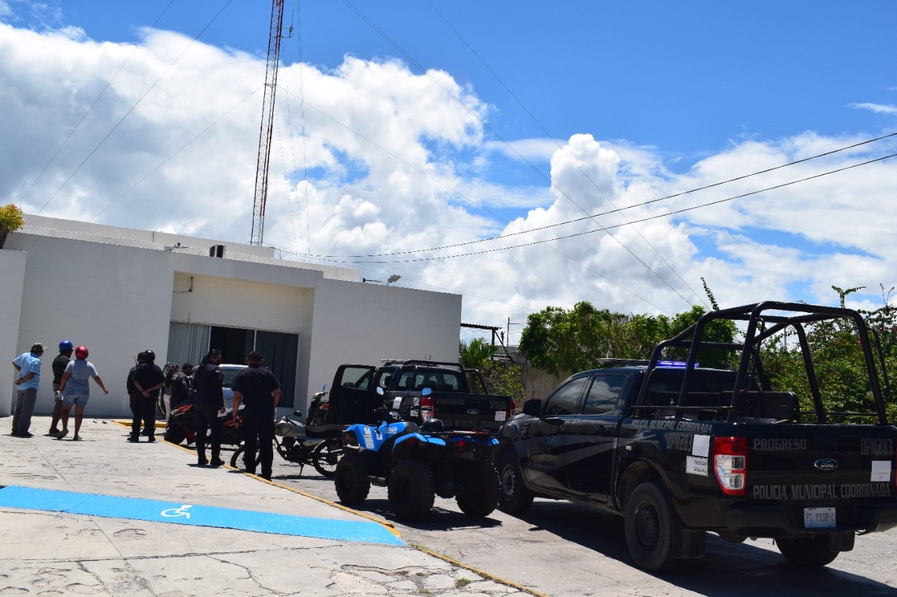 Mujeres llegan a los golpes tras choque en Yucatán