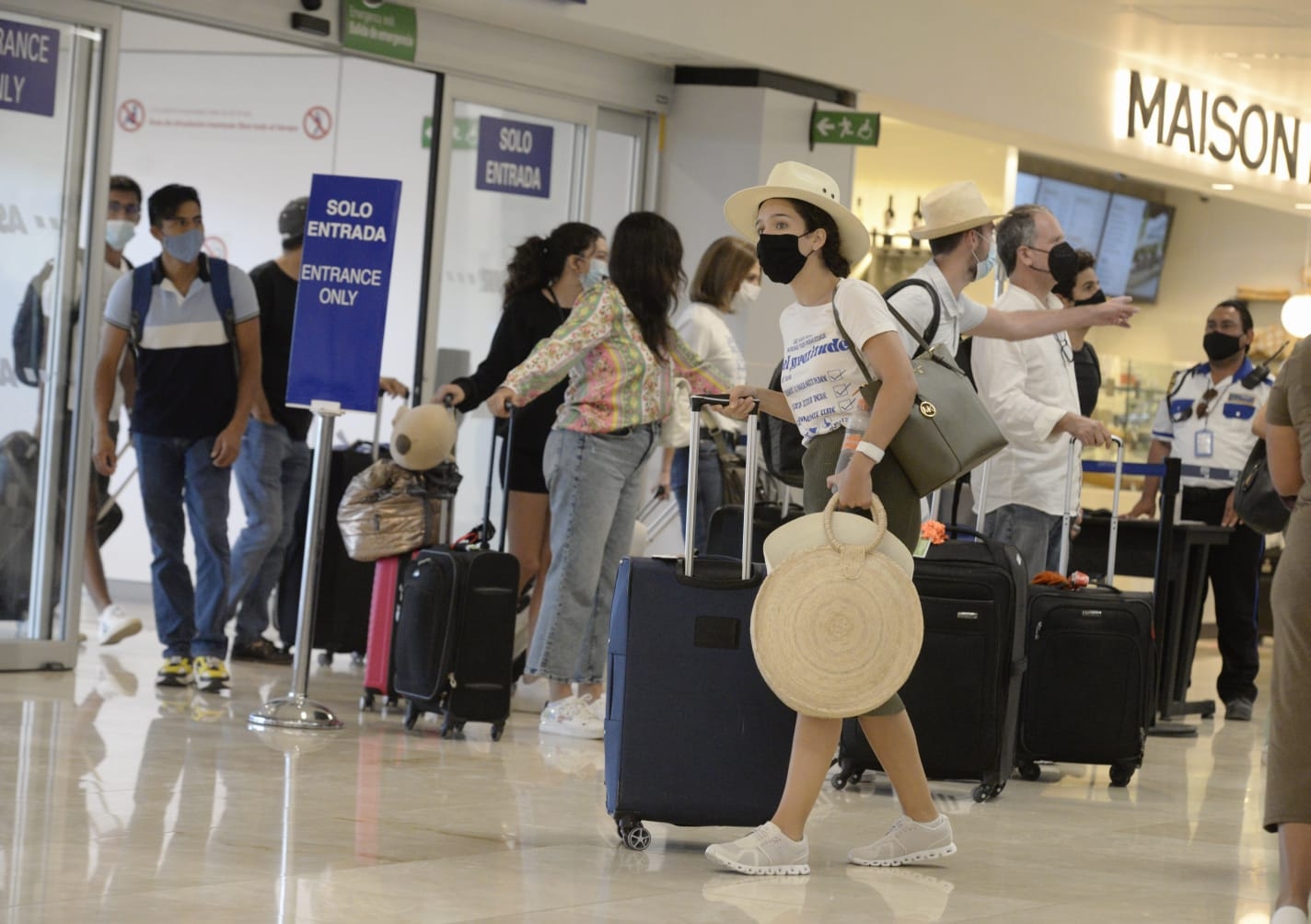 Vuelo de Viva Aerobus despega 40 minutos tarde del aeropuerto de Mérida