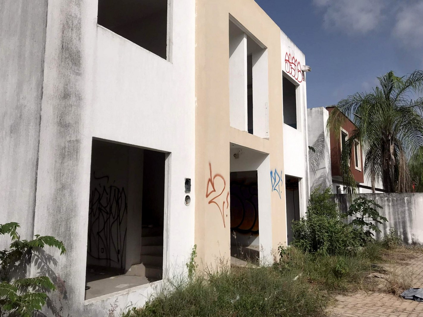 Derechohabientes del Infonavit abandonan más de mil 600 casas en Yucatán