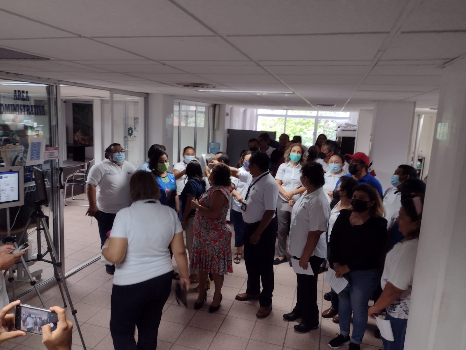 Trabajadores del Tecnológico de Carrillo Puerto amenazan con paro laboral