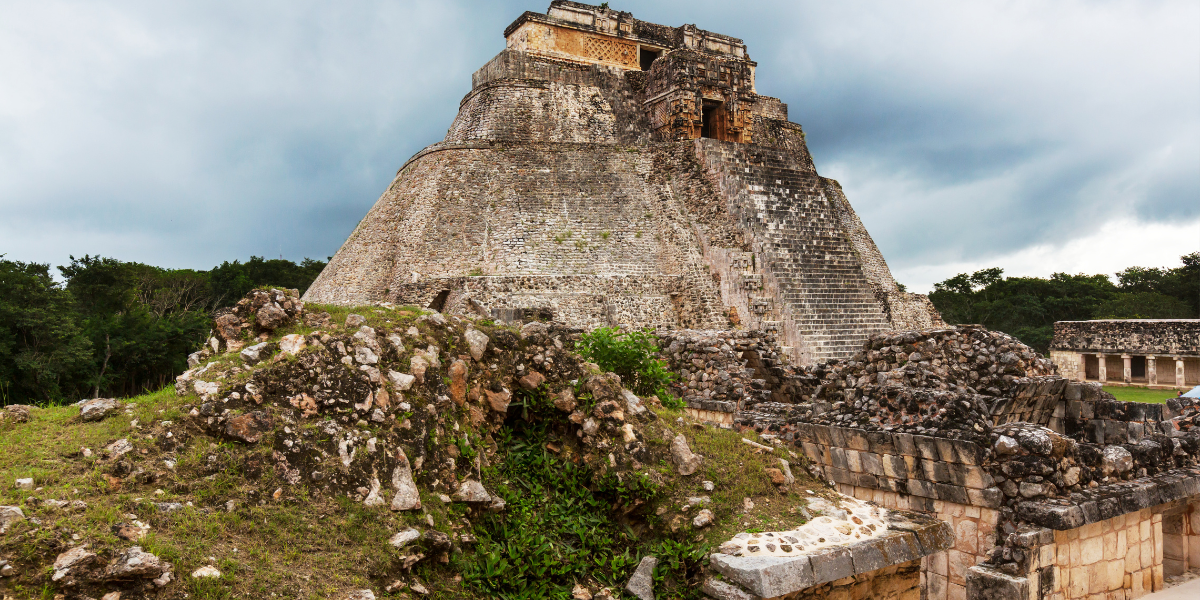Mérida: Visita este 15 de septiembre la pirámide que se construyó en un día