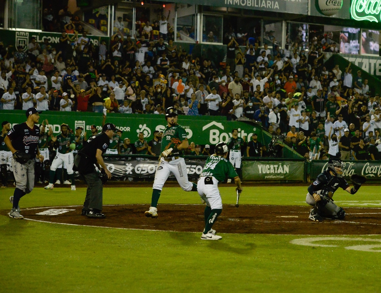 Leones de Yucatán se llevan el tercer juego de la Serie del Rey en casa