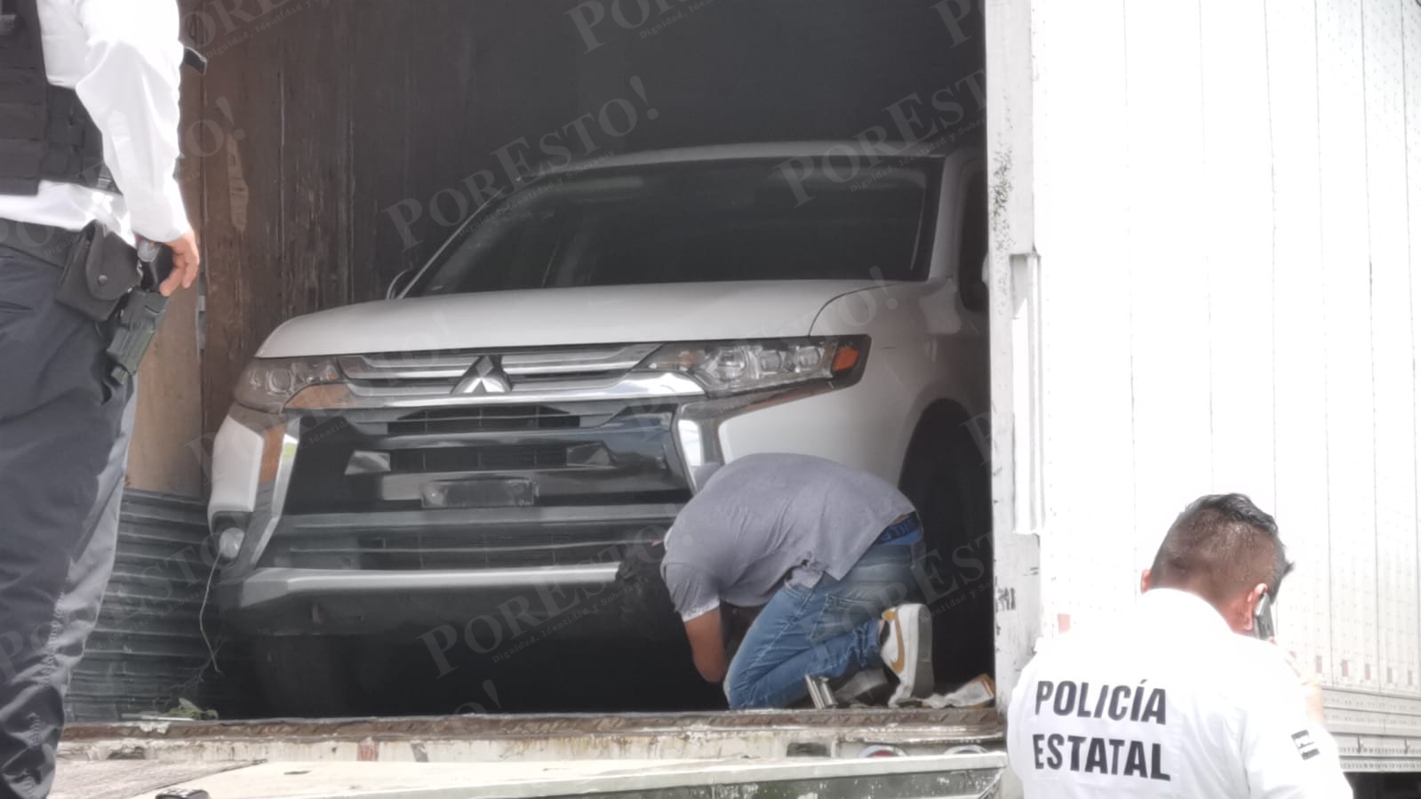 Detienen a trailero que transportaba autos robados en Ciudad del Carmen