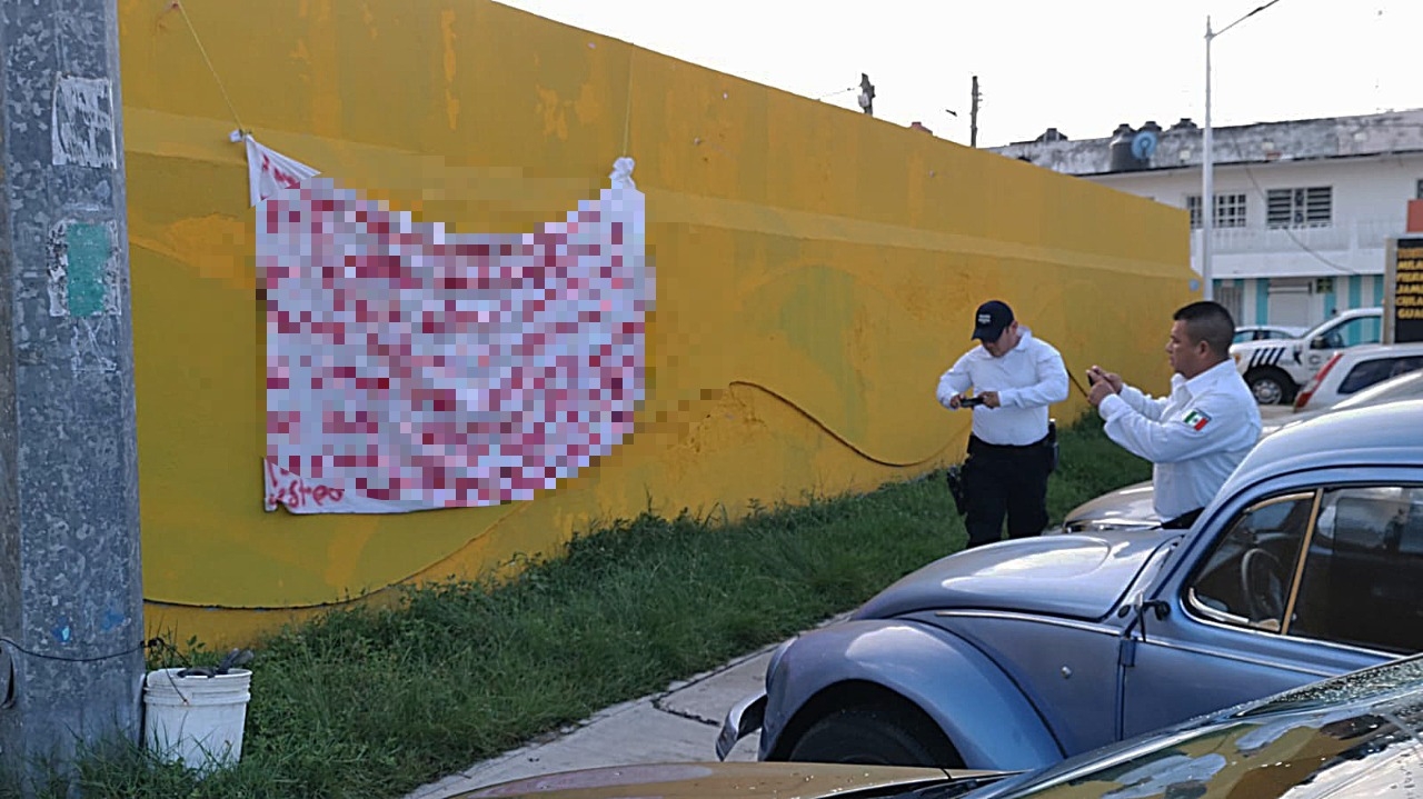 Aparece una manta con amenazas en la Unidad Deportiva de Ciudad del Carmen